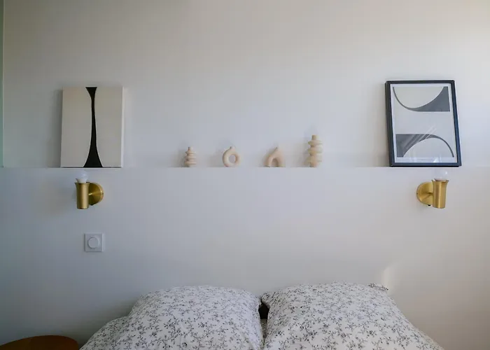 Apartamento Face Eglise Saint Joseph Angers- 2 Personnes *